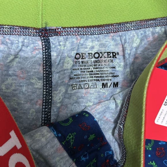 Joe Boxer- Christmas boxers NWT size M - Picture 2 of 4